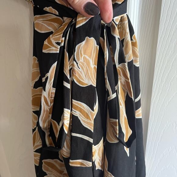 Estate Dark Floral Black and Gold Long Flowy Women's Duster Kimono Cardigan 6 - Picture 4 of 10